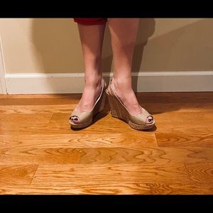 Nude Jessica Simpson Wedges